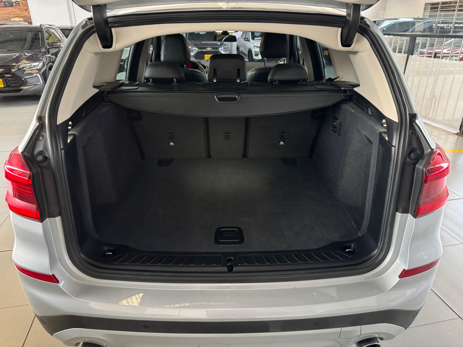 
								BMW X3 [G01] xDrive30i TP 2000CC T full									