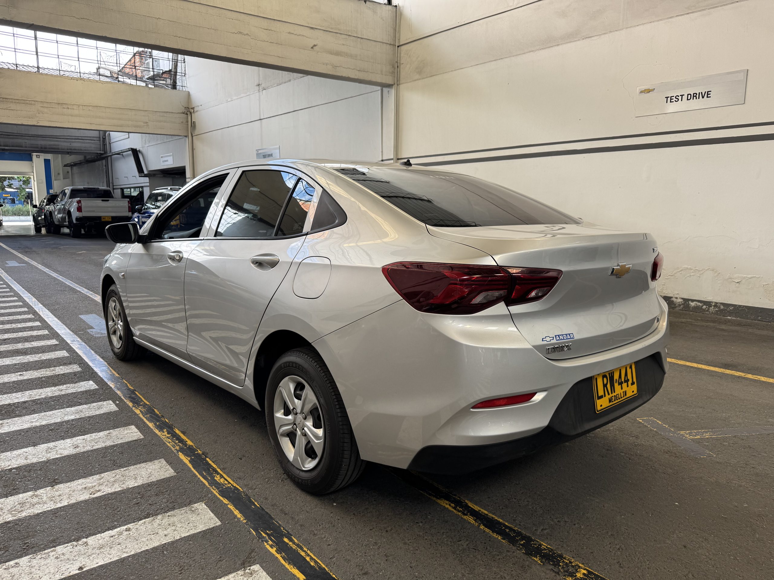 
								ONIX LT TURBO AC 1.0 4P 4X2 TM (D) full									