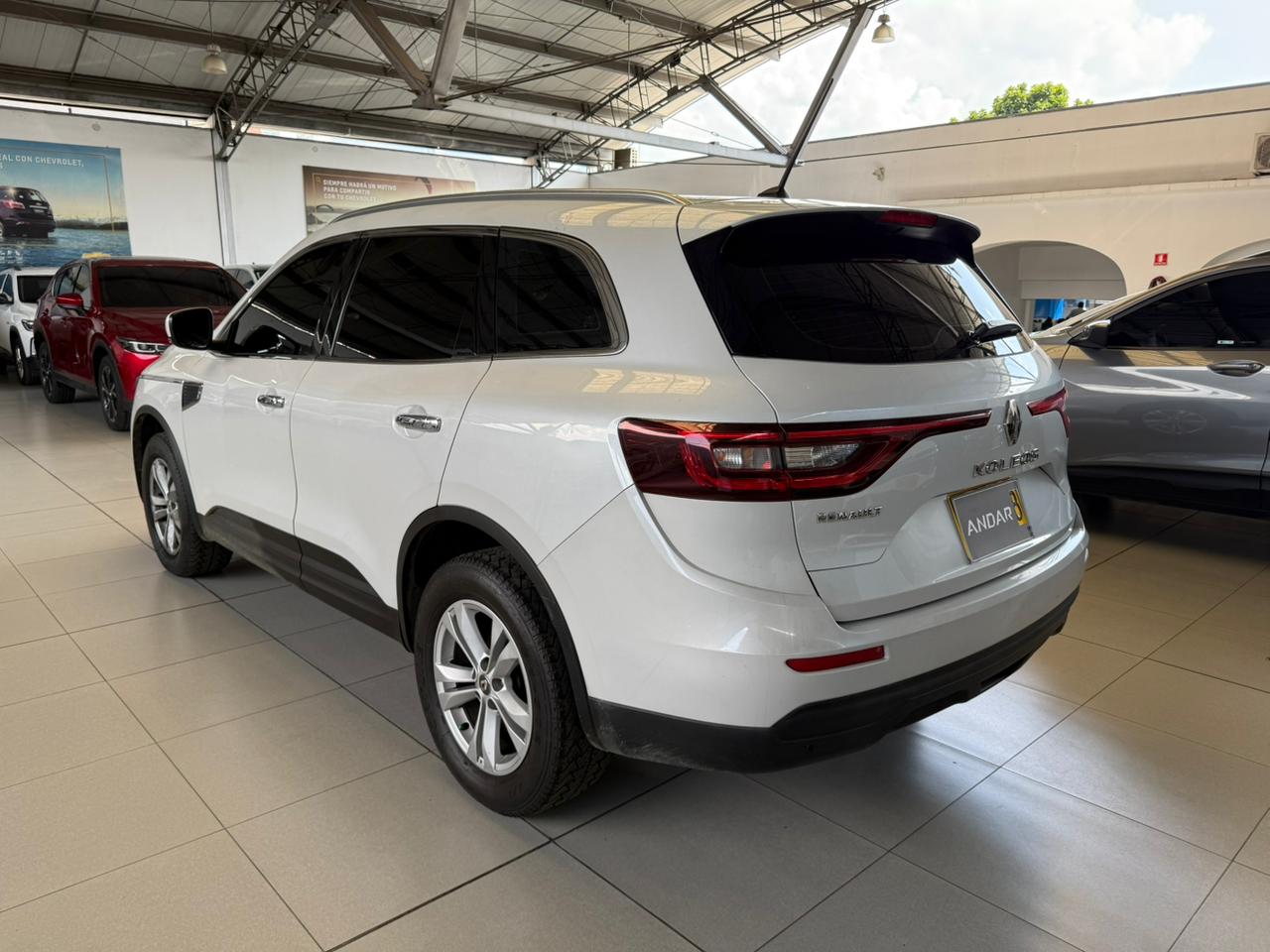 
								RENAULT KOLEOS [2] ZEN TP 2500CC 4X2 full									