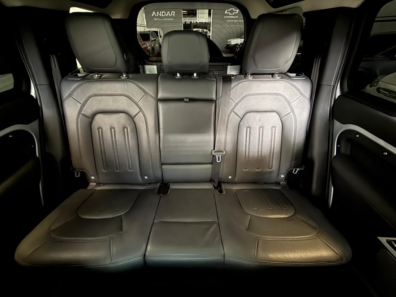 
								LAND ROVER full									