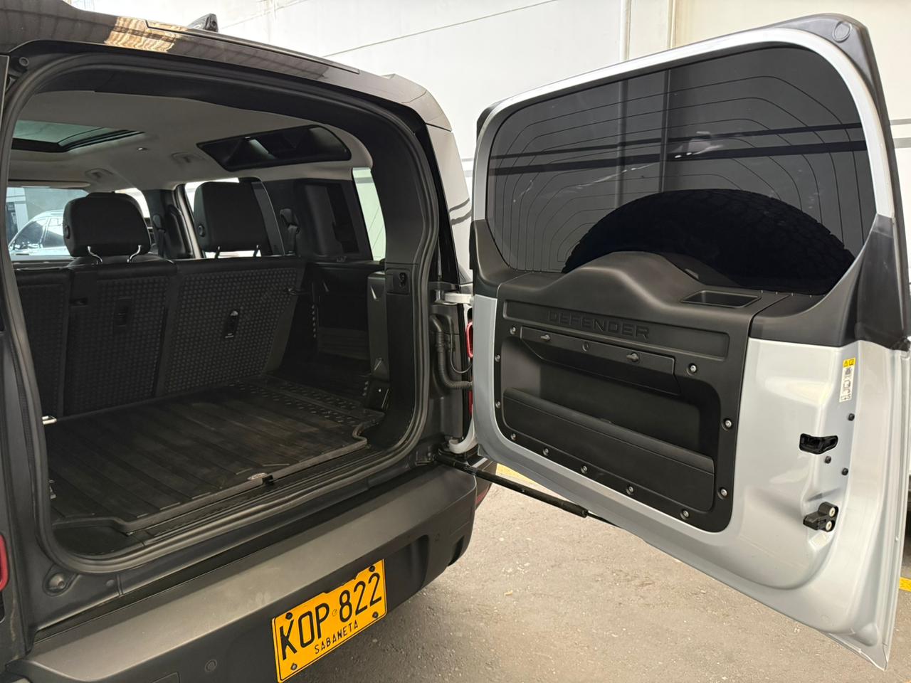 
								LAND ROVER full									