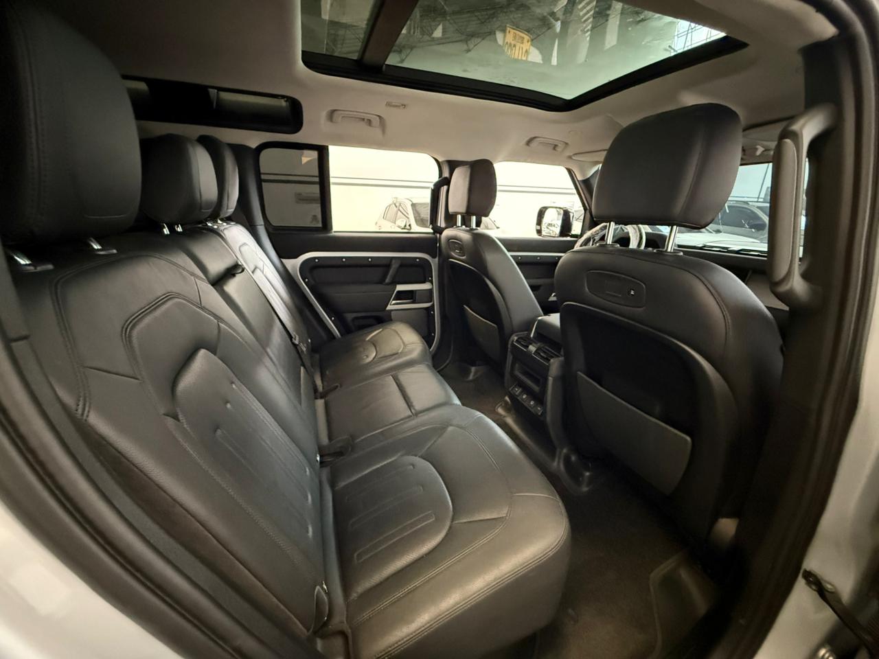
								LAND ROVER full									