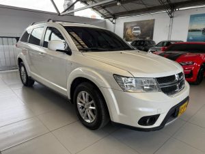 DODGE JOURNEY SXT [FL] TP 3600CC V6 7PSJ 4X2