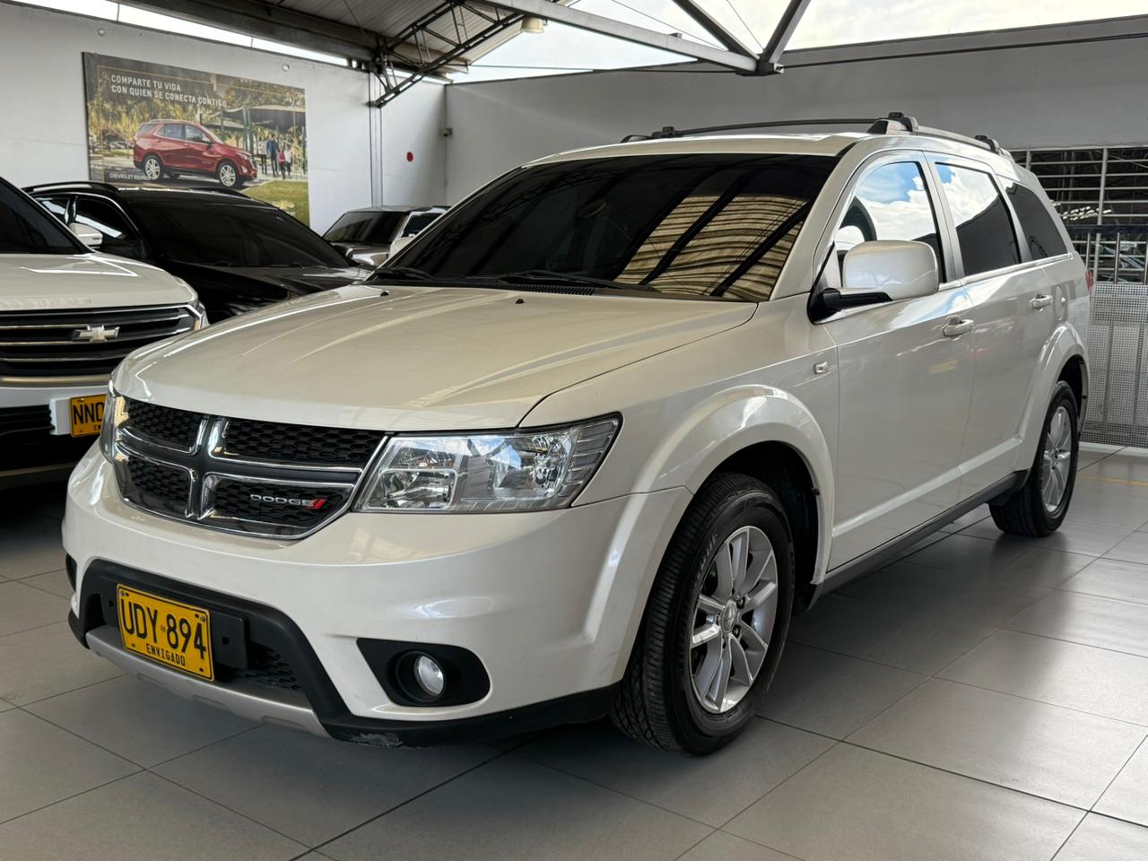 
								DODGE JOURNEY SXT [FL] TP 3600CC V6 7PSJ 4X2 full									