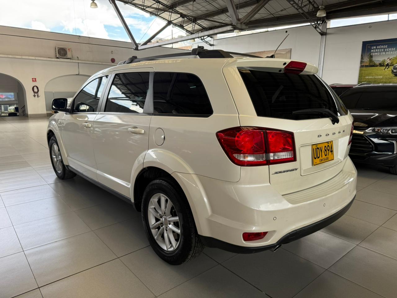 
								DODGE JOURNEY SXT [FL] TP 3600CC V6 7PSJ 4X2 full									