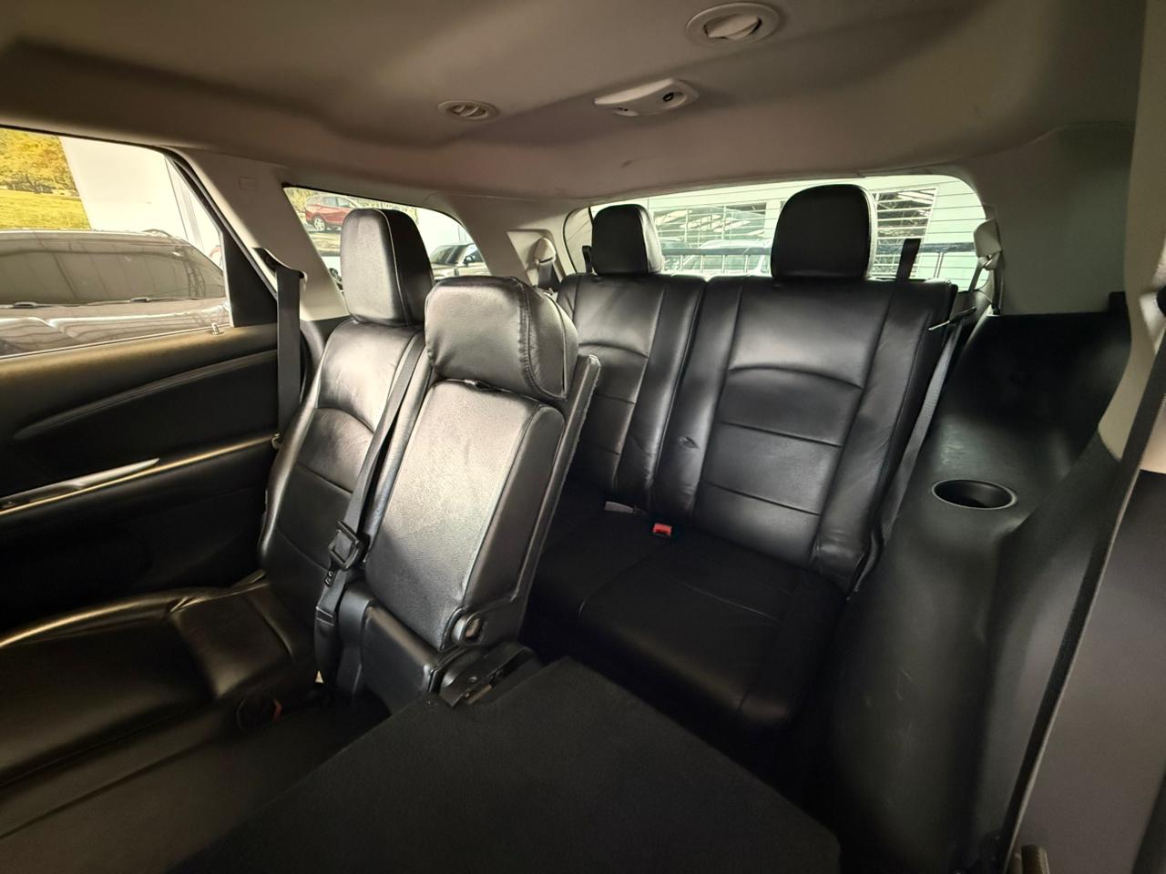 
								DODGE JOURNEY SXT [FL] TP 3600CC V6 7PSJ 4X2 full									