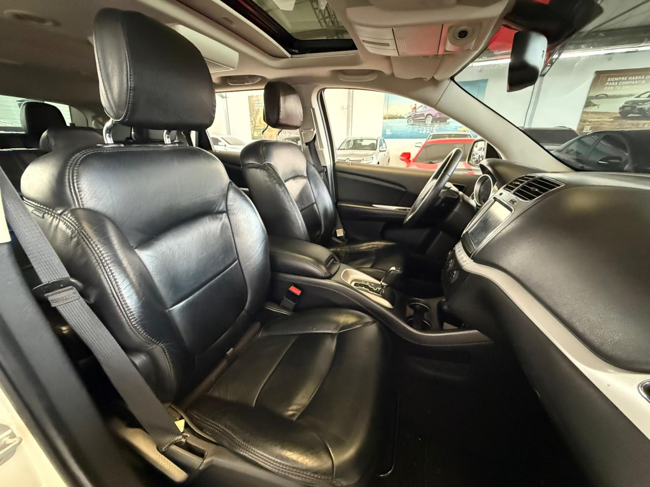 
								DODGE JOURNEY SXT [FL] TP 3600CC V6 7PSJ 4X2 full									