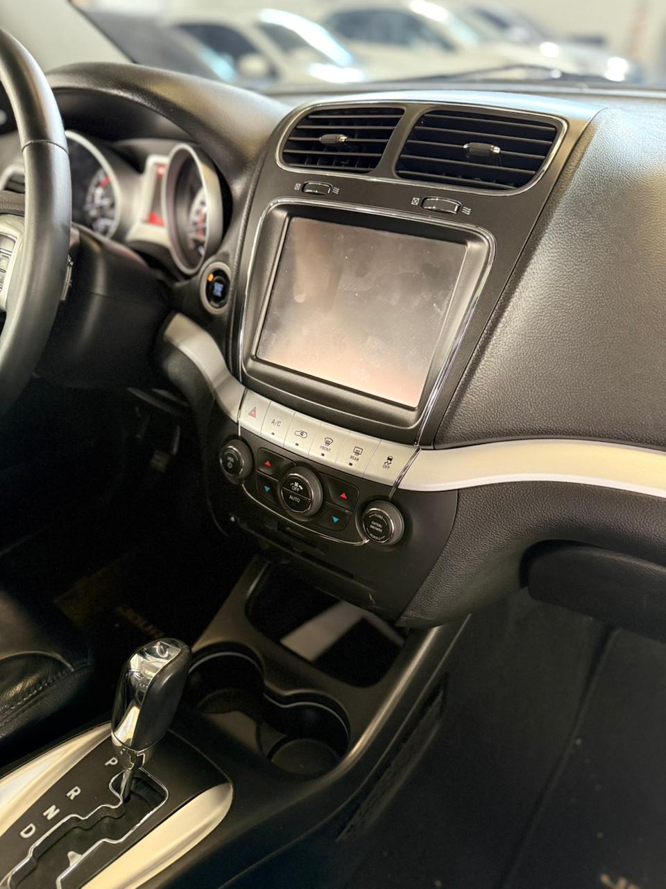 
								DODGE JOURNEY SXT [FL] TP 3600CC V6 7PSJ 4X2 full									