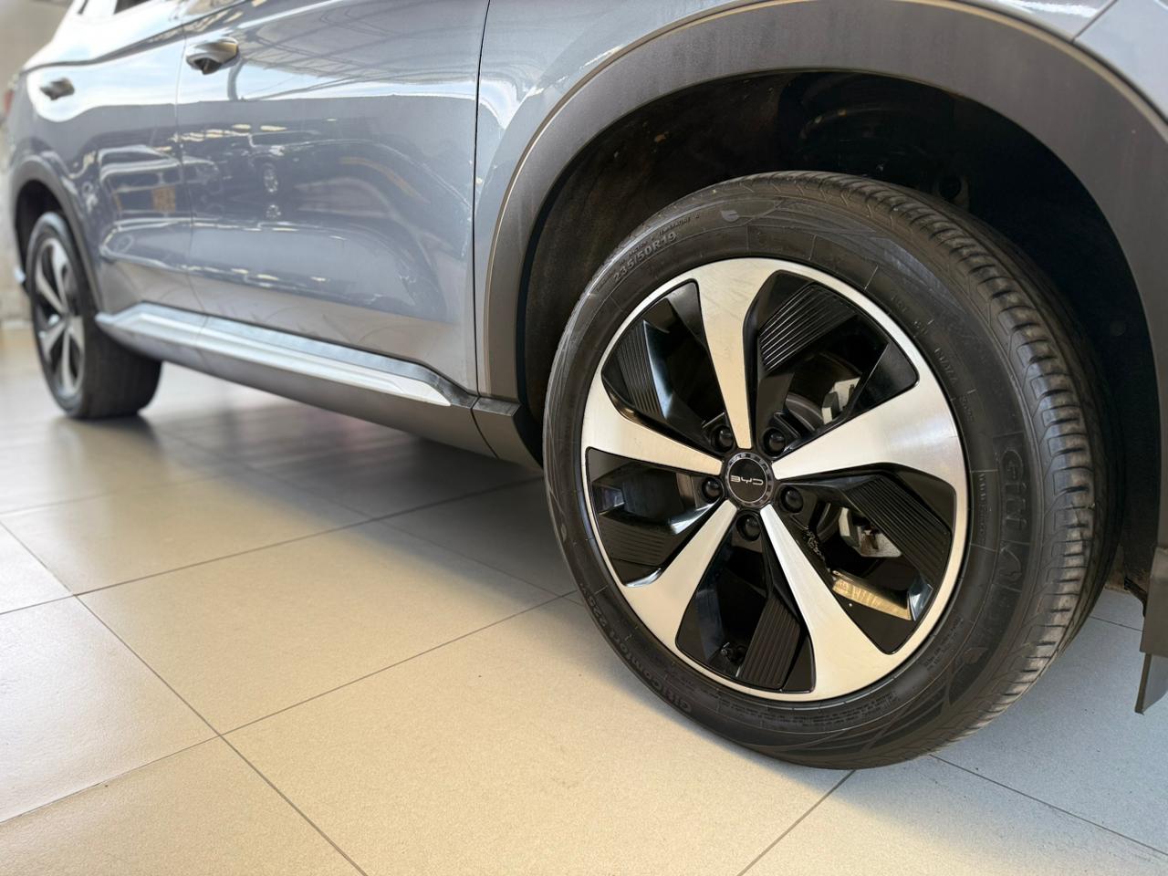 
								BYD SONG PLUS DM-I GS AT 1500CC 6AB ABS CT full									