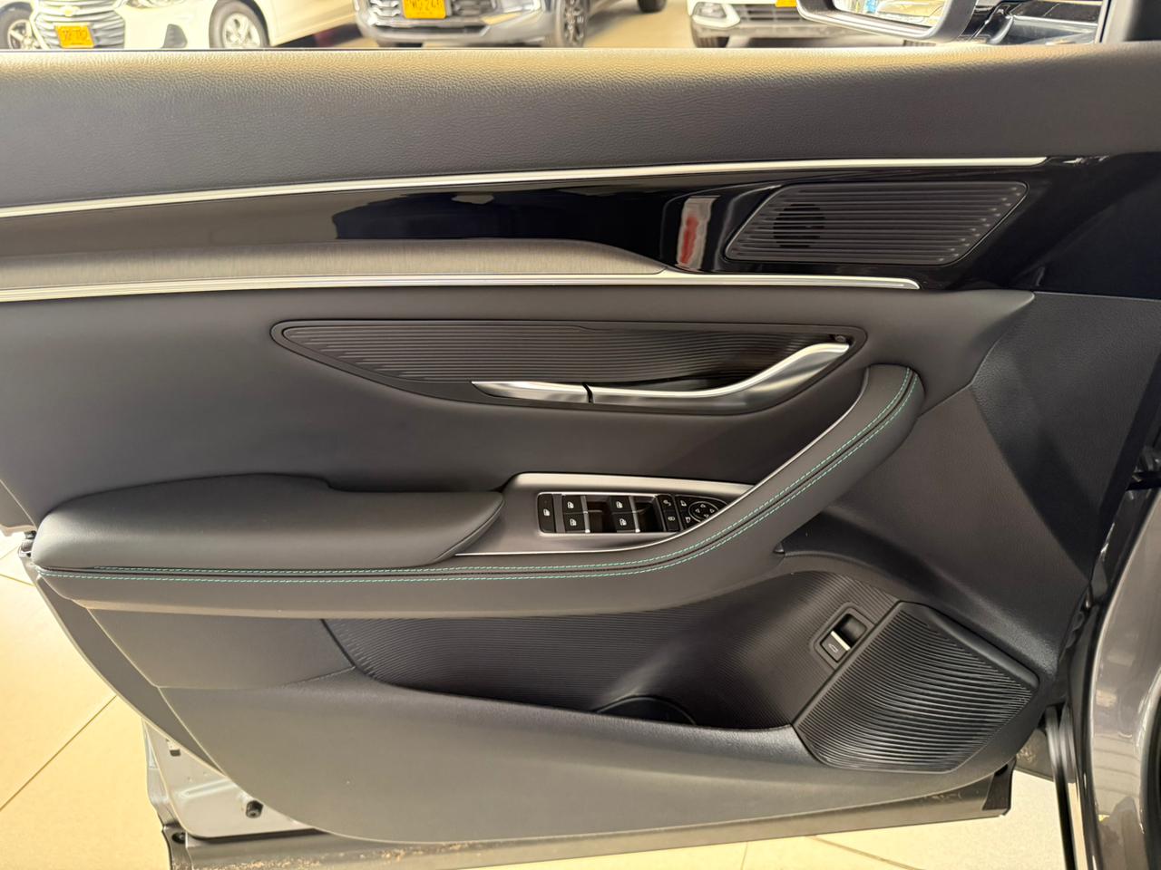 
								BYD Song Plus EV 405 full									