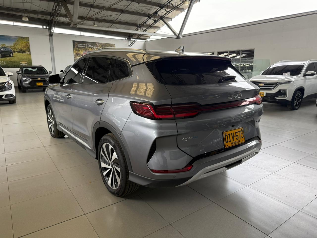 
								BYD Song Plus EV 405 full									
