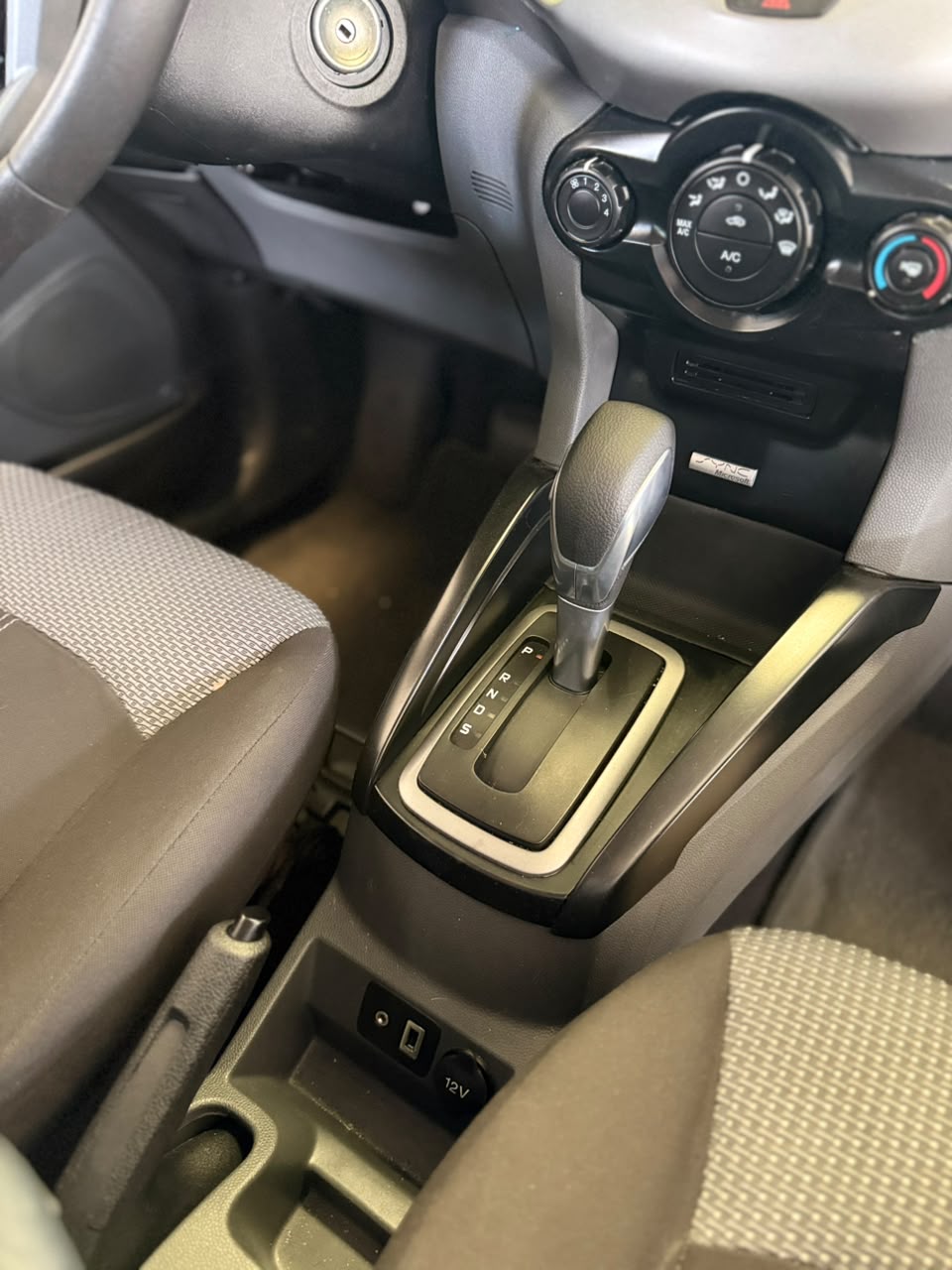 
								FORD ECOSPORT [2] SE TP 2000CC 4X2 full									