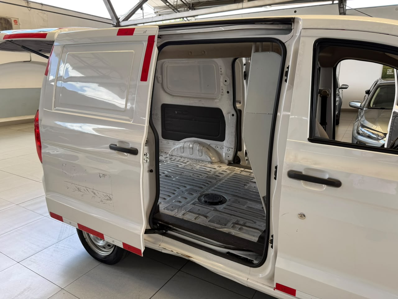 
								VAN N400 MAX CARGO 1.5L full									