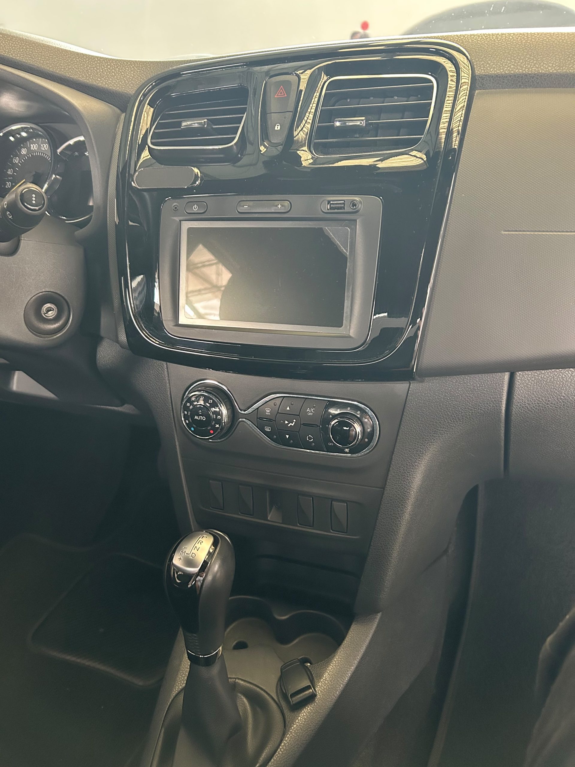 
								RENAULT STEPWAY TP 1600CC full									